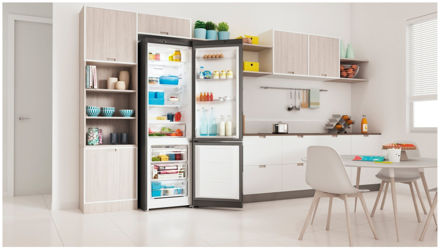 Холодильник Indesit ITS 4200 S