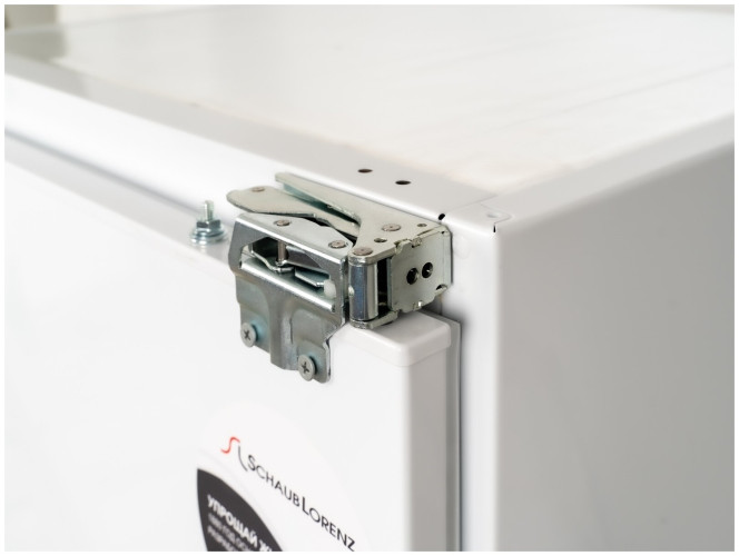 Встраиваемый холодильник Schaub Lorenz SLSE136W0M