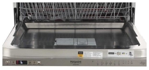 Посудомоечная машина Hotpoint-Ariston HI 5020 WEF