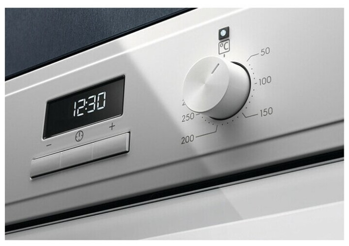 Электрический духовой шкаф Electrolux EOF3H70V