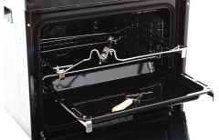 Электрический духовой шкаф Leran EO 6698 C BG