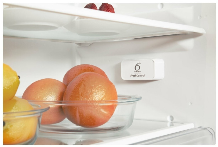 Встраиваемый холодильник Whirlpool ART 9812