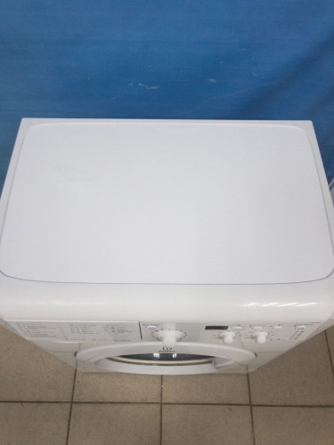 Стиральная машина Indesit IWSC 51051 BY