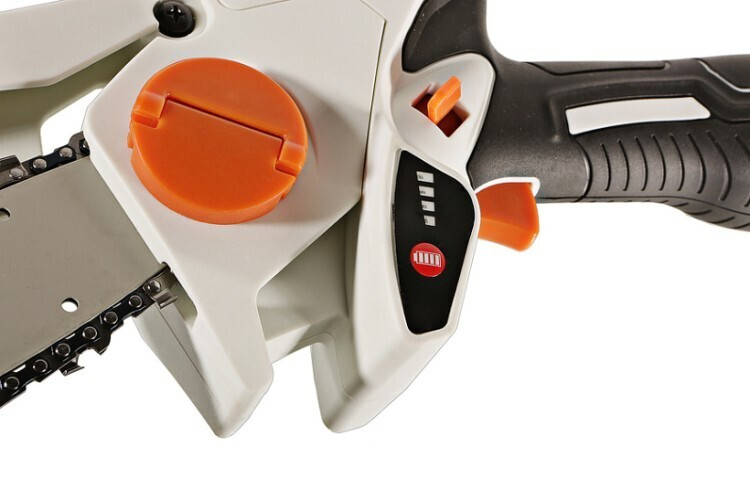 Аккумуляторная цепная пила Sturm! CSC1804