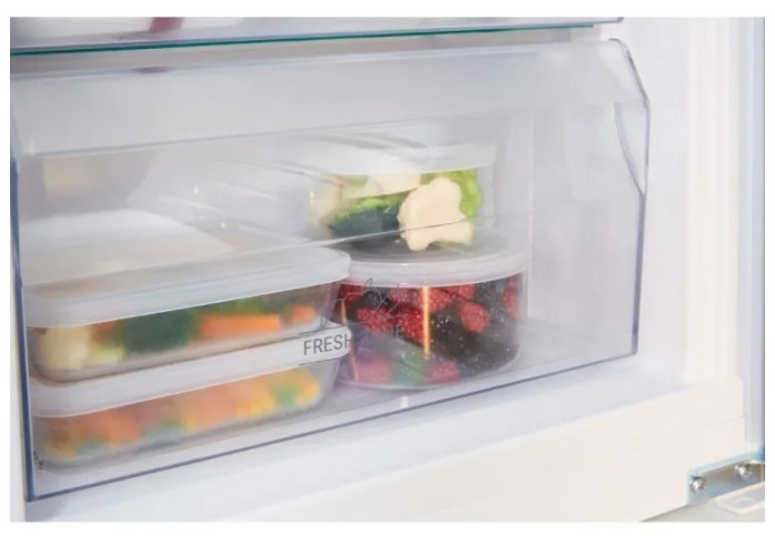 Встраиваемый холодильник Hotpoint-Ariston BCB 7525 AA