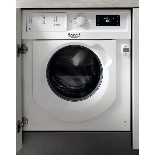 Встраиваемая стиральная машина Hotpoint-Ariston BI WMHG 71284 EU