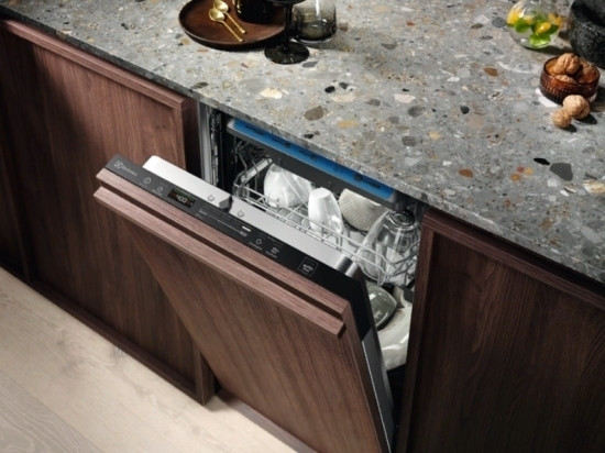 Посудомоечная машина Electrolux KEQ C3100 L