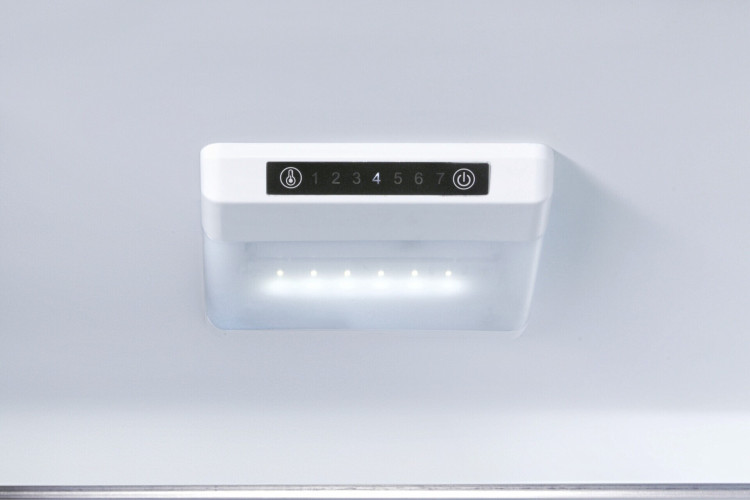 Встраиваемый холодильник Nordfrost NRCB 330 NFW