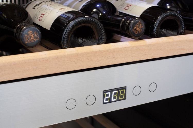 Винный шкаф IP Industrie C 402 CF