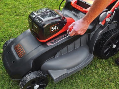 Газонокосилка аккумуляторная Black&amp;Decker Power Command (CLM5448PC2-QW)