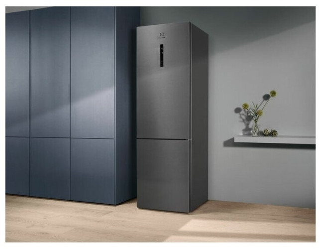 Холодильник Electrolux RNT 7ME34 X2