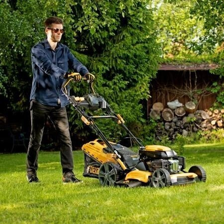 Газонокосилка бензиновая Denzel GLD-520SP-VE