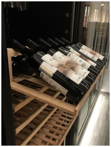 Встраиваемый винный шкаф Cellar Private CP344