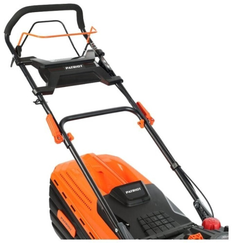 Газонокосилка бензиновая PATRIOT PT 53 LSI Premium