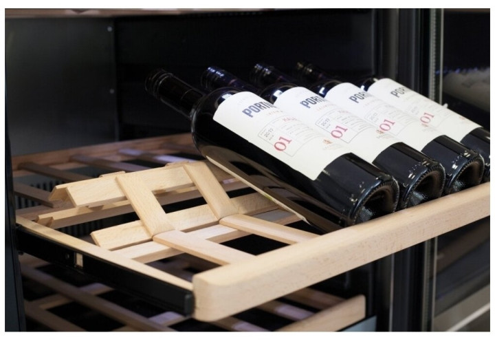 Винный шкаф Caso WineMaster 126