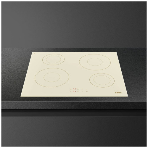 Индукционная варочная панель Smeg SI2641DP