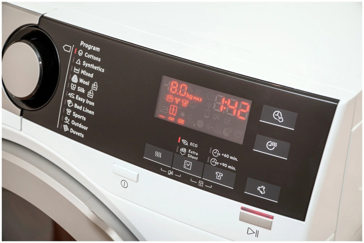 Сушильная машина AEG T8DEE48S