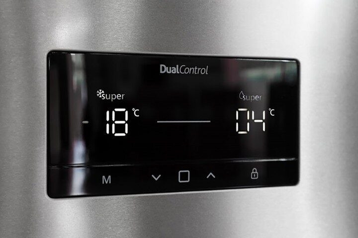 Холодильник Sharp SJ-BA10IHXJ1