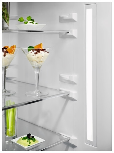 Холодильник Electrolux LNT 7ME34 G1