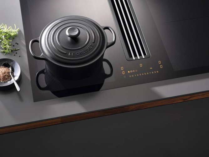 Индукционная варочная панель Miele KMDA 7476 FL Black