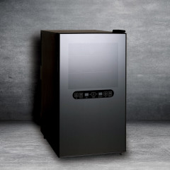 Встраиваемый винный шкаф Lex LWD3017BL черный