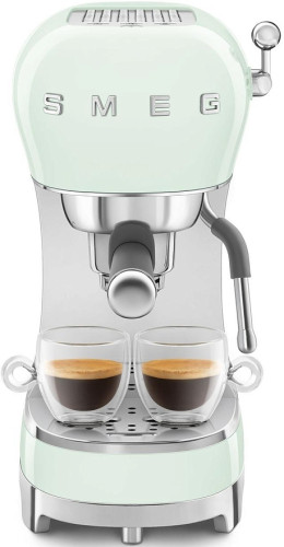Кофемашина Smeg ECF02PGEU