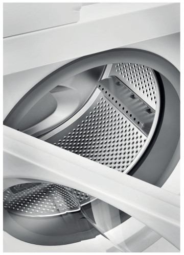 Встраиваемая стиральная машина Whirlpool BI WMWG 71483E