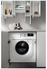 Встраиваемая стиральная машина Whirlpool BI WMWG 71483E