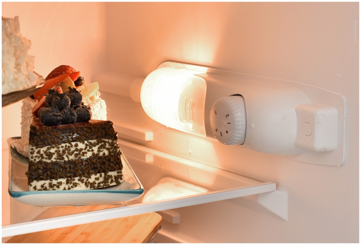 Холодильник Vestel VDD 216