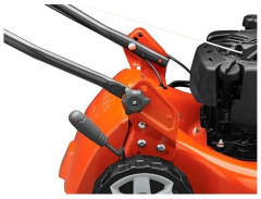 Газонокосилка бензиновая Husqvarna LC 140