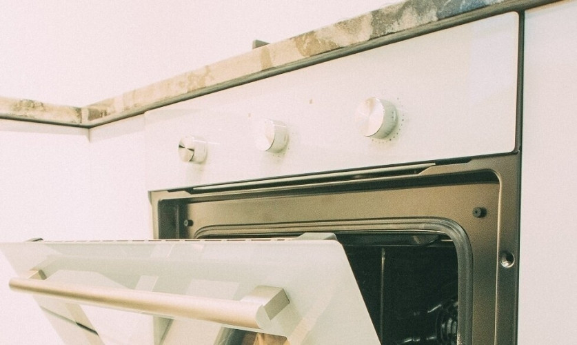 Электрический духовой шкаф Lex EDM 070С BL