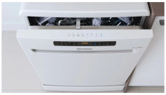 Посудомоечная машина Indesit DFO 3C26