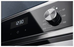 Электрический духовой шкаф Electrolux EOF5H40BX