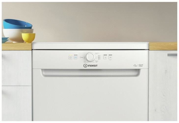 Посудомоечная машина Indesit DFE 1B19 14