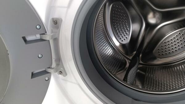 Стиральная машина Midea MF100W70BW GCC