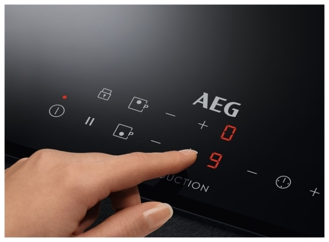 Индукционная варочная панель Aeg IKB32300CB