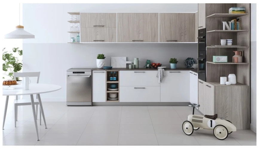 Посудомоечная машина Indesit DFC 2B+19 AC X