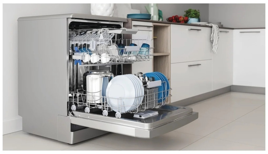 Посудомоечная машина Indesit DFC 2B+19 AC X