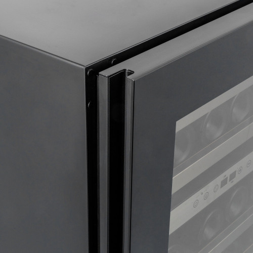 Встраиваемый винный шкаф Smeg CVI638RWN3