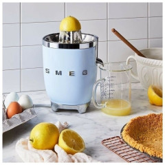Соковыжималка Smeg CJF01PGEU