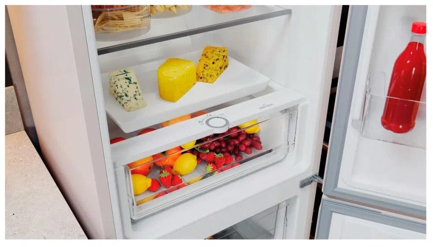 Холодильник Hotpoint-Ariston HTR 7200 M