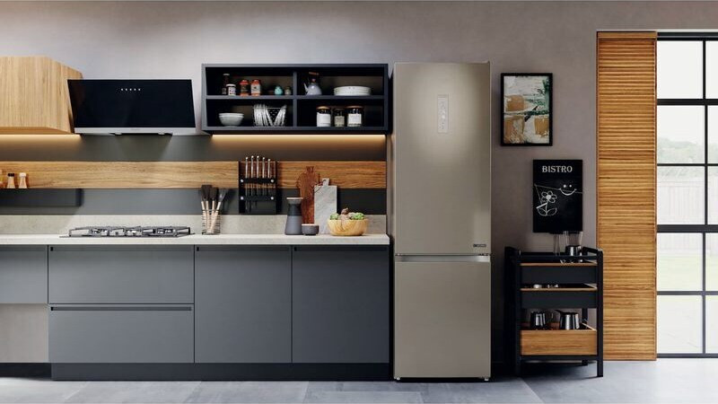 Холодильник Hotpoint-Ariston HTR 9202I BZ O3