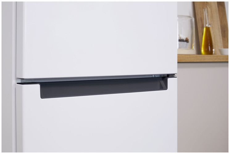 Холодильник Indesit DS 3180 W