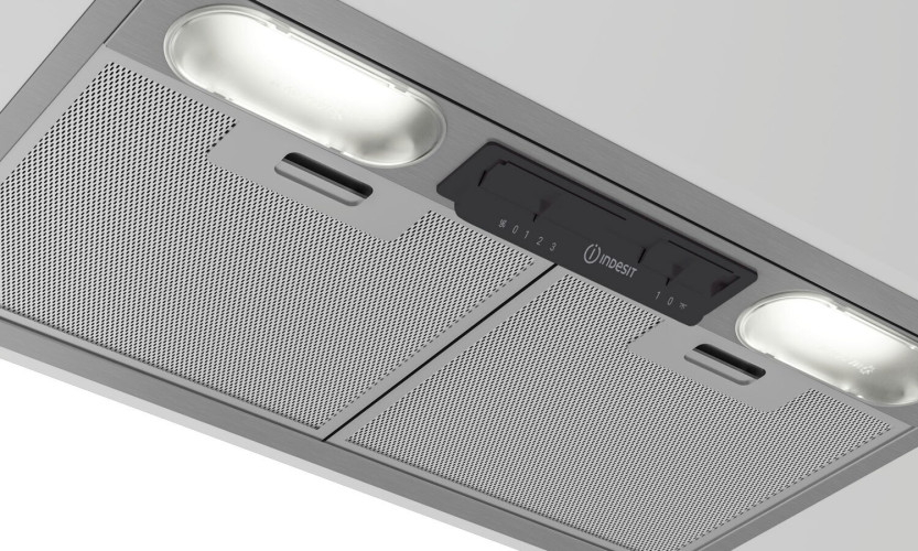 Встраиваемая вытяжка Indesit INAE52FLSX