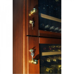 Винный шкаф Avintage AVV80