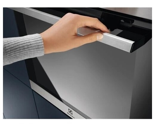 Электрический духовой шкаф Electrolux OEM3H40TX
