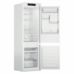 Встраиваемый холодильник Indesit INC18 T311
