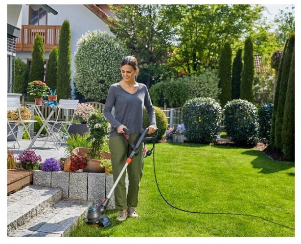 Триммер электрический GARDENA ComfortCut 550/28