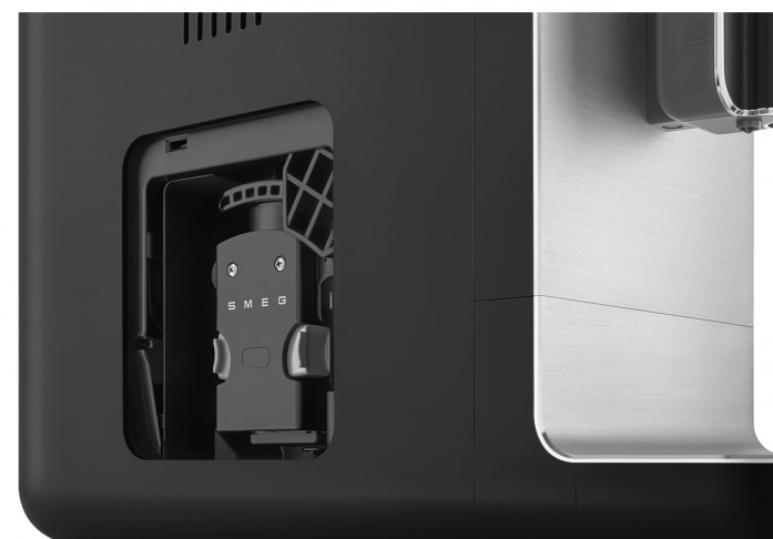 Кофемашина SMEG BCC11BLMEU