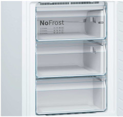 Холодильник Bosch KGN39UW316